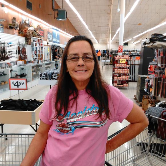 Meet your Posher, Ramona - Picture 1 of 1